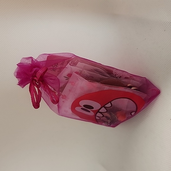 7 Mystery Pairs of Handmade Earrings - Picture 2 of 2